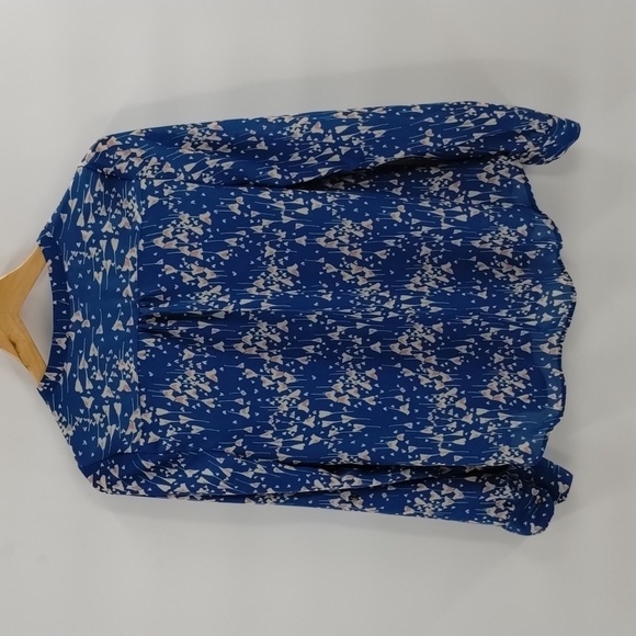 LC Lauren Conrad blue heart print 3/4 button down blouse size medium long sleeve - Picture 8 of 8